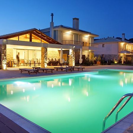 Cavos Fokidos Aparthotel Chiliadou  Ngoại thất bức ảnh