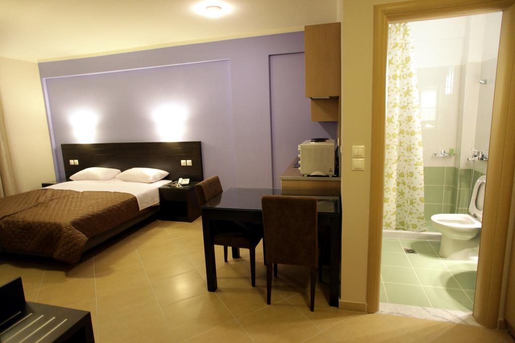 Cavos Fokidos Aparthotel Chiliadou  Phòng bức ảnh