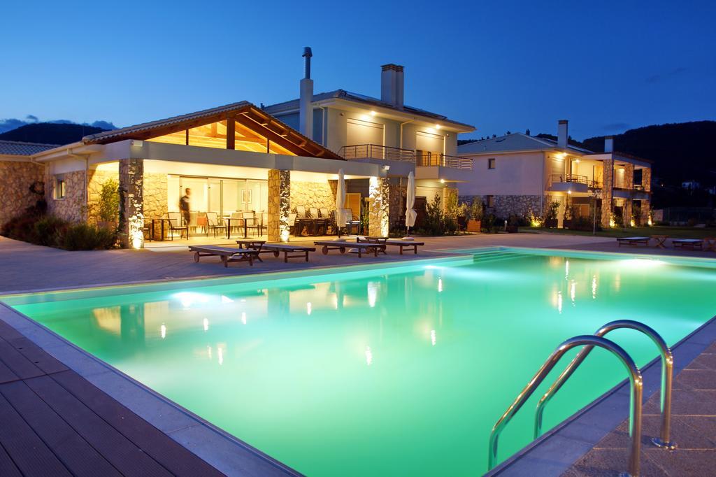 Cavos Fokidos Aparthotel Chiliadou  Ngoại thất bức ảnh