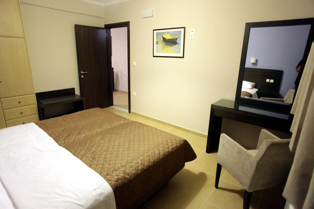 Cavos Fokidos Aparthotel Chiliadou  Phòng bức ảnh